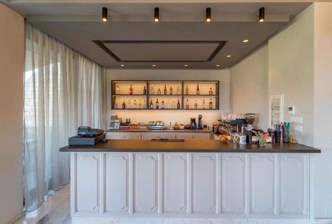 מת'וני Achilles Hill Hotel מראה חיצוני תמונה